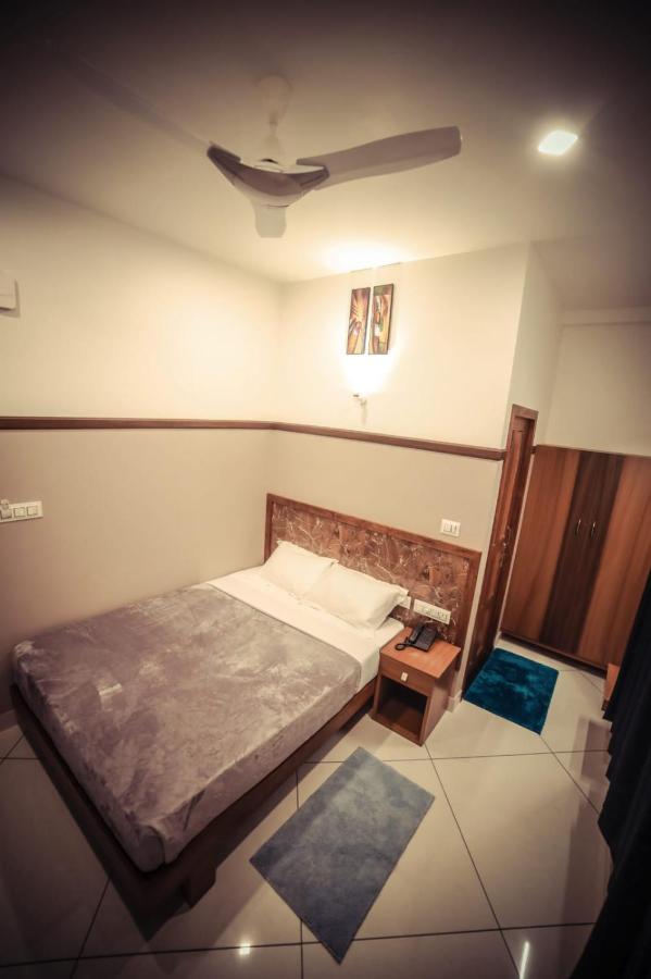 Icon Residency Hotel Калпата Екстериор снимка