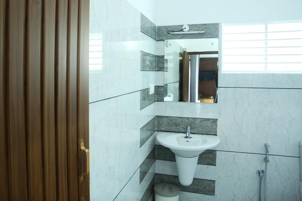 Icon Residency Hotel Калпата Екстериор снимка
