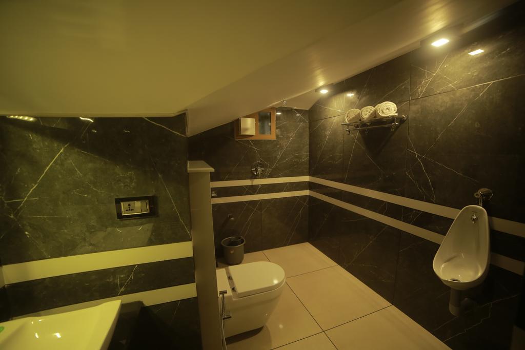 Icon Residency Hotel Калпата Екстериор снимка