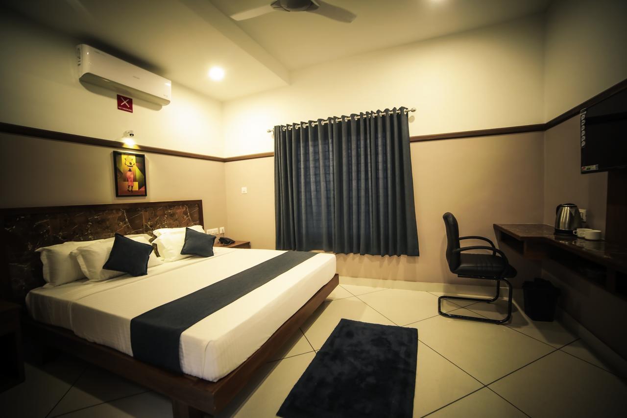 Icon Residency Hotel Калпата Екстериор снимка